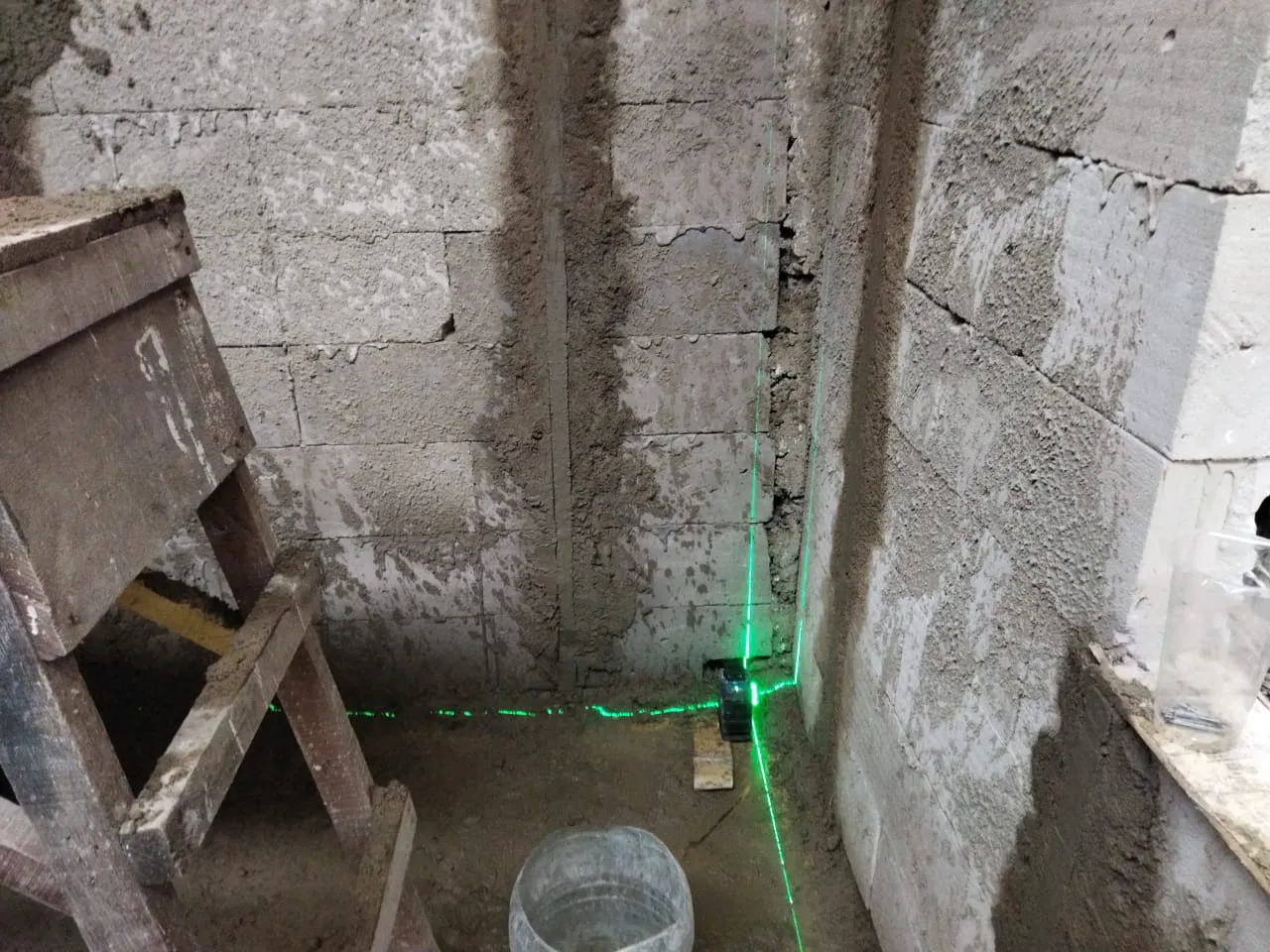 Laser leveling